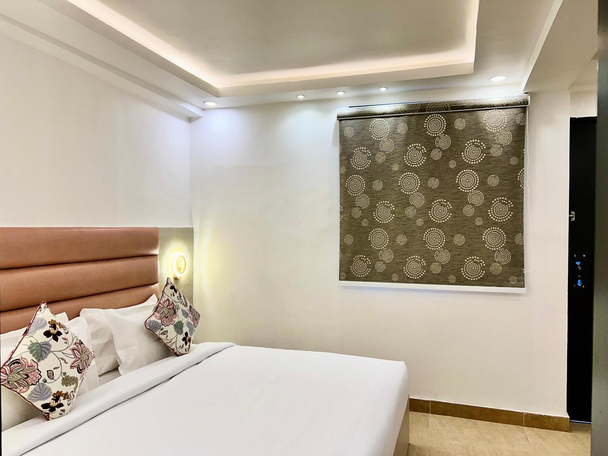 Hotel Pride Inn - 800 Mts From Mall Road Mussoorie Exteriör bild