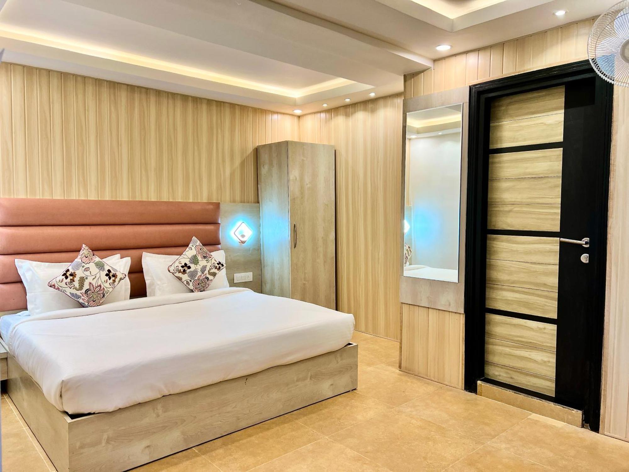Hotel Pride Inn - 800 Mts From Mall Road Mussoorie Exteriör bild