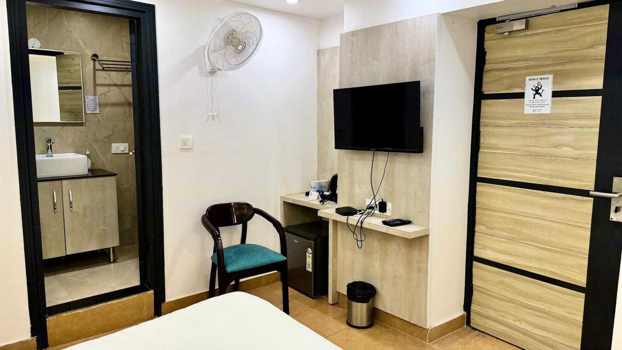 Hotel Pride Inn - 800 Mts From Mall Road Mussoorie Exteriör bild