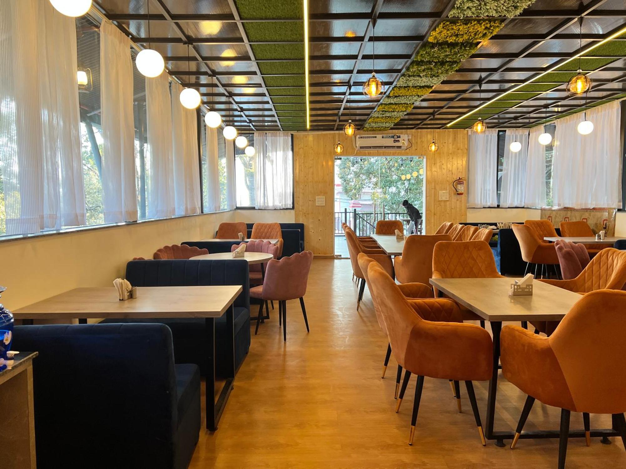 Hotel Pride Inn - 800 Mts From Mall Road Mussoorie Exteriör bild